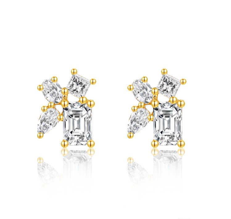 ラディアントフープピアス 0.825ct K18 ホワイトゴールド 総重量1.72g