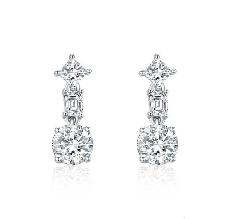 ドロップダングルピアス 主石0.303ct 副石0.603ct K18イエローゴールド ホワイトゴールドに変更可 総重量1.4g