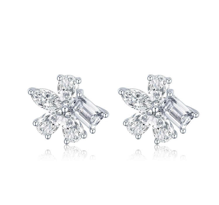 チェリーブロッサムダングルピアス 1.102ct K18イエローゴールド ホワイトゴールドに変更可 総重量1.71g
