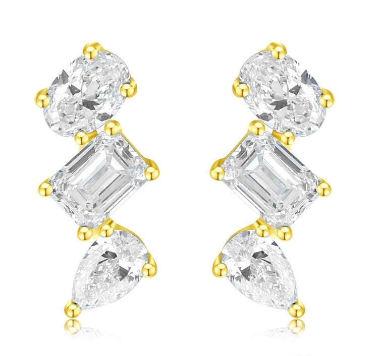 オーバルダンクルピアス 0.644ct K18イエローゴールド ホワイトゴールドに変更可 総重量1.28g