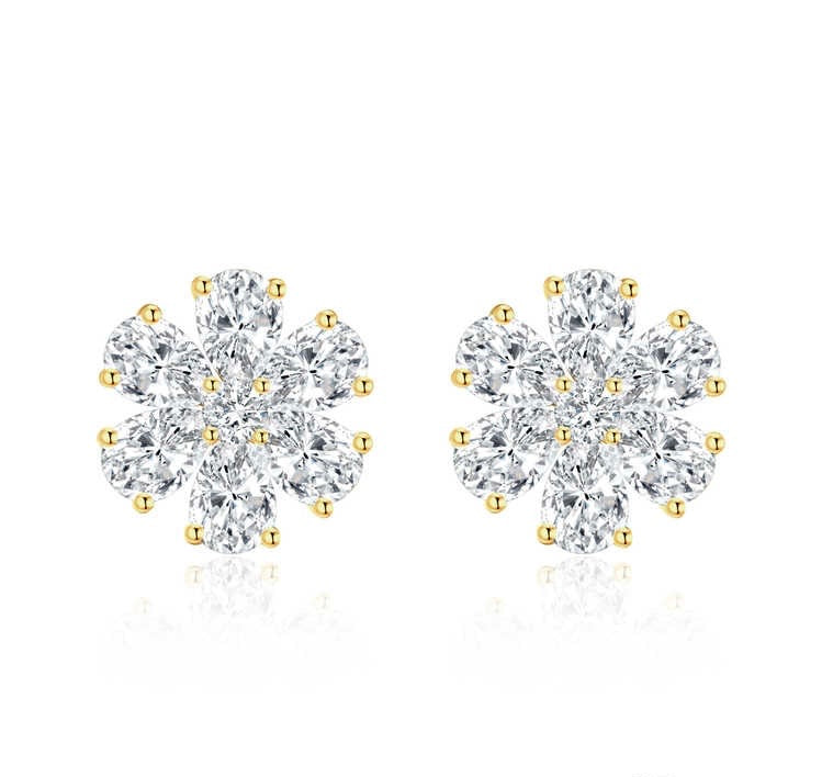 フローラルクラスタースタッドピアス 1.074ct K18ホワイトゴールド イエローゴールドに変更可 総重量1.91g