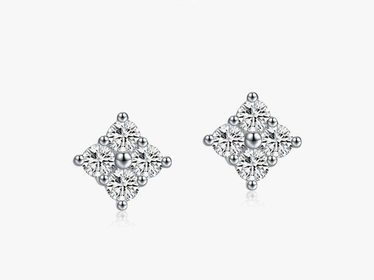 ダイヤモンドシェイプスタッドピアス 0.336ct S925 総重量1.111g