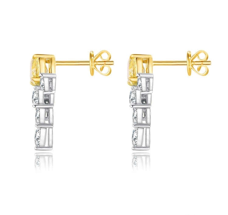 プリンセスカットスタッドピアス 主石 イエローダイヤ1.493ct 副石1.016ct K14イエローゴールド 2.694g