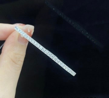 ダイヤモンドケーブルチェーンブレスレット 0.827ct K18ホワイトゴールド 総重量6.22g。